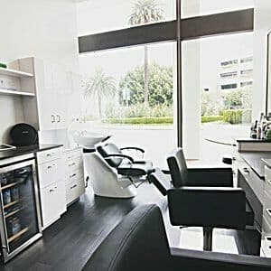 Clean, Vibrant Suite on San Vicente