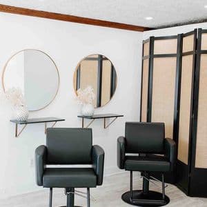 Styling Station-Minimal & Inviting Salon
