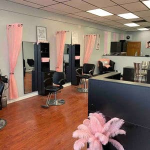 Small Boutique Salon With Welcoming Environment