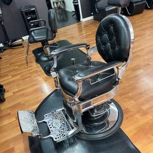 Barber and Hairstylist Chair Rental