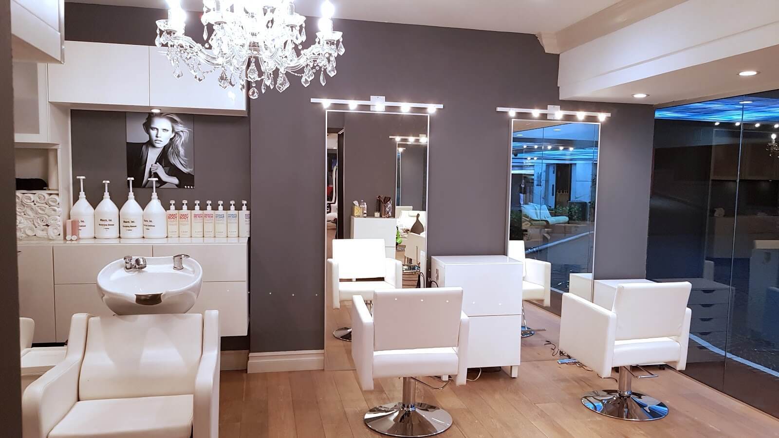 Rodeo Drive Salon Booth Rental